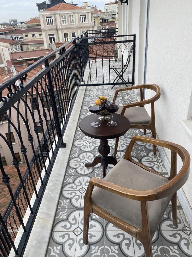 Meroddi La Porta Istanbul Exteriör bild